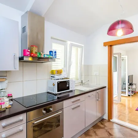 Ana - One Bedroom With Balcony Apartment *