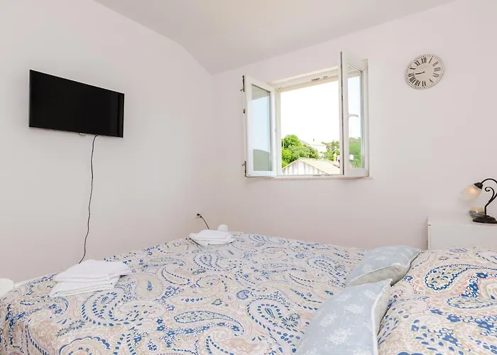 Ana - One Bedroom With Balcony Apartamento
